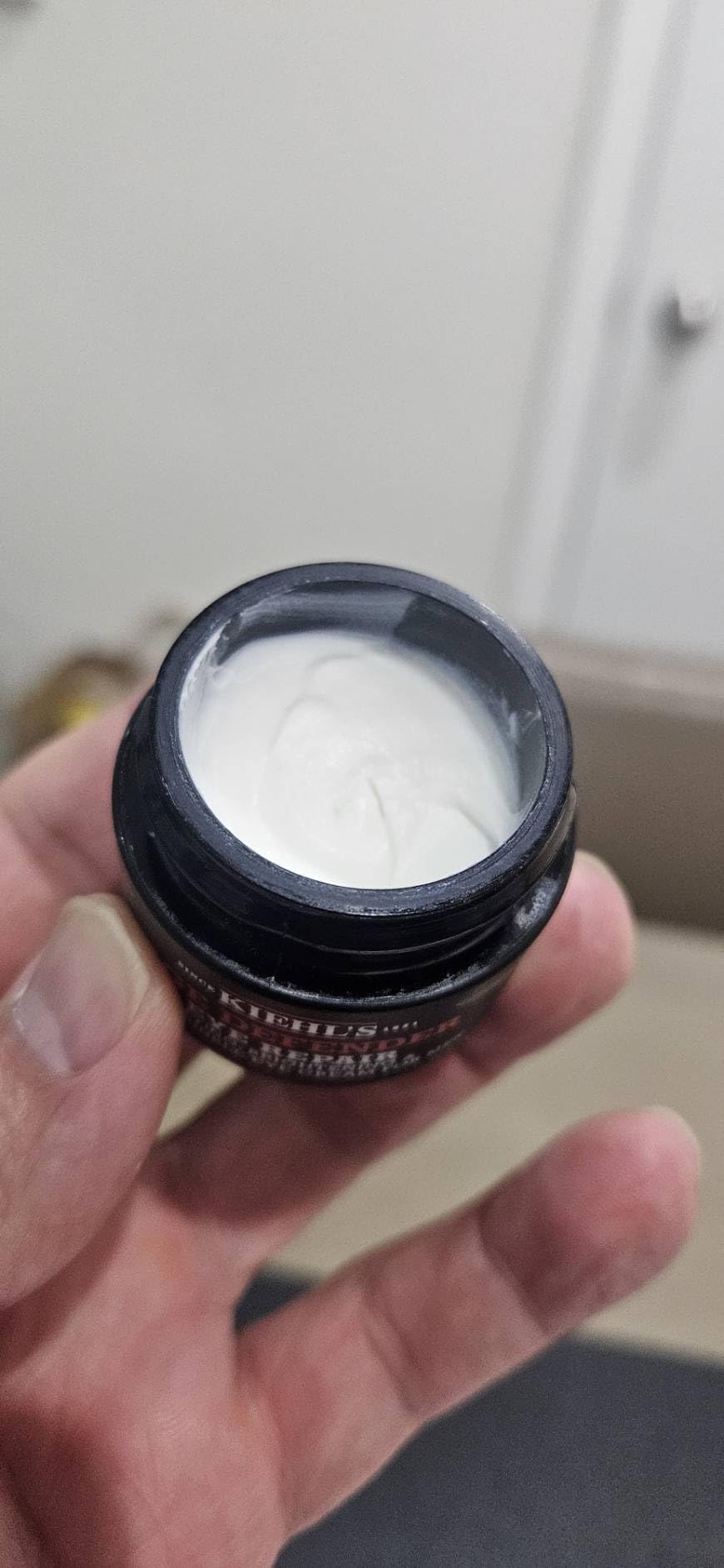 Kiehl's - Age Defender Eye Repair - Reduces Dark Circles - 0.5 fl oz customer photo 1