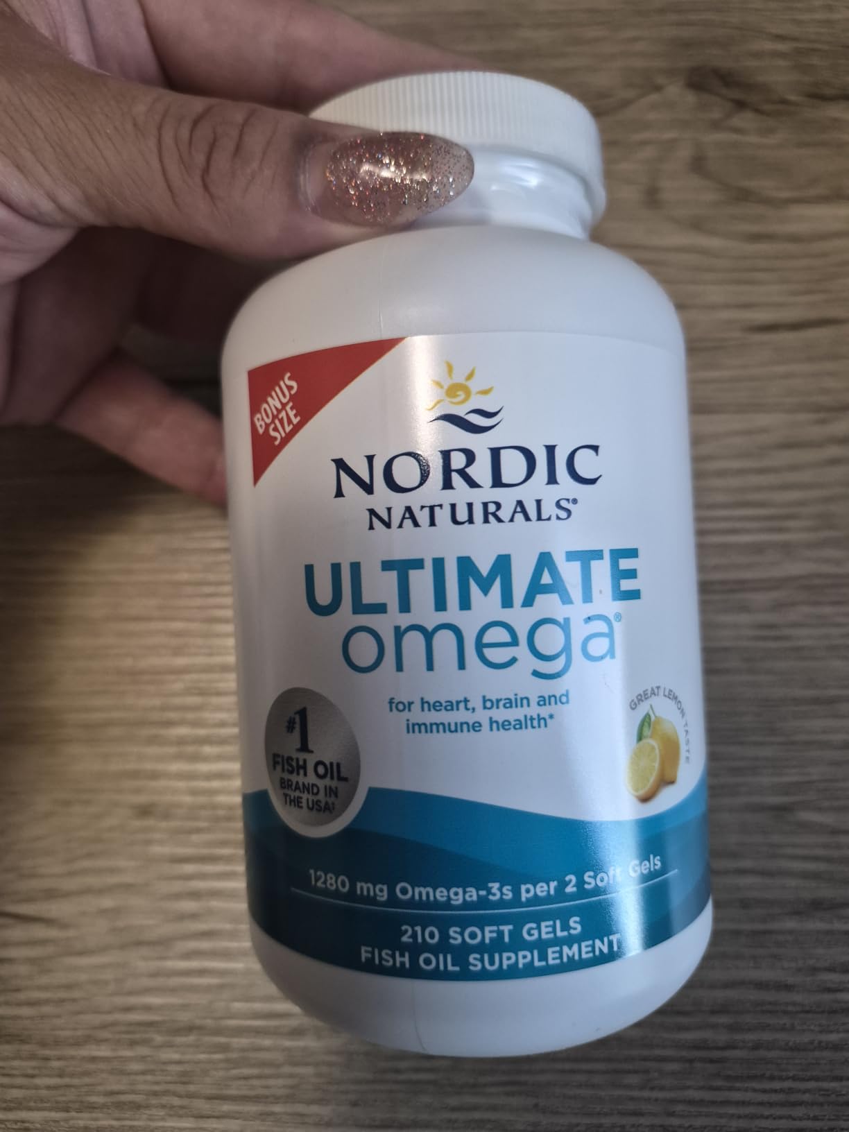 Nordic Naturals Ultimate Omega, Lemon Flavor - 90 Soft Gels - 1280 mg Omega-3 - High-Potency Omega-3 Fish Oil Supplement with EPA & DHA - Promotes Brain & Heart Health - Non-GMO - 45 Servings customer photo 1