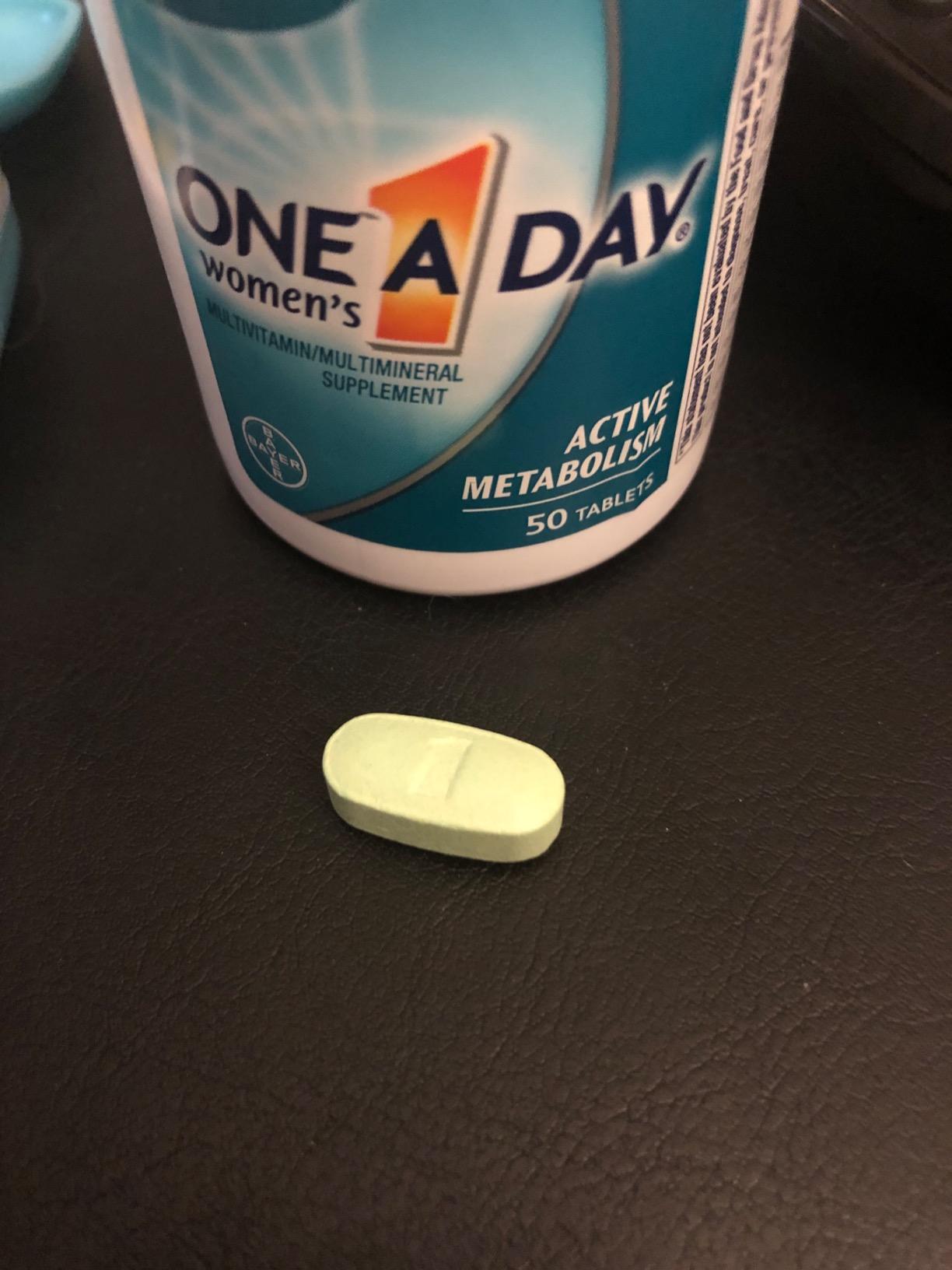 One A Day Women's Active Metabolism Daily Essential, Multivitamin for Women, Metabolism Support, Vitamins for Women with All 8 B-Vitamins, Vitamin D, Magnesium & More,120 Count customer photo 1