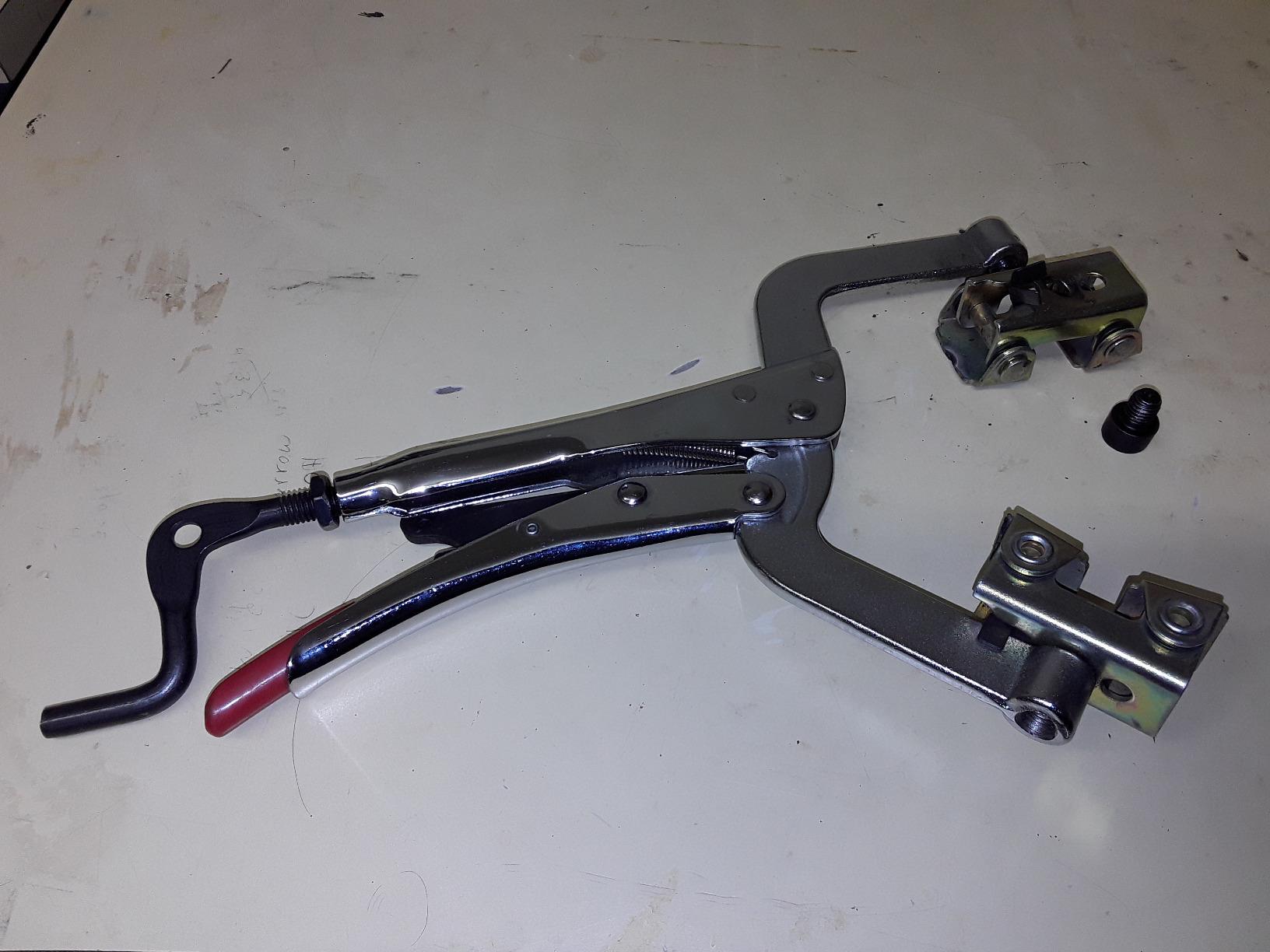 Strong Hand Tools - STRONG - PG114V Strong hand Tools PG114V Pipe Pliers with Large V-Pads, 11-Inch customer photo 1