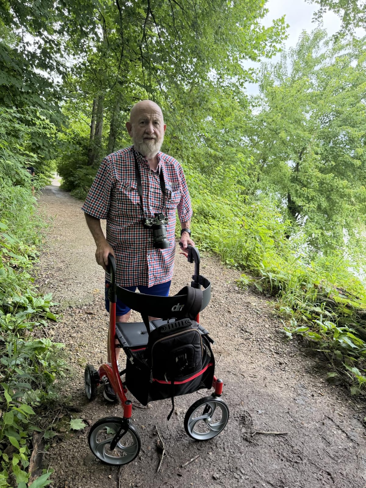 Drive Medical RTL10266 Nitro Euro-Style 4-Wheel Rollator with Seat, Red customer photo 2