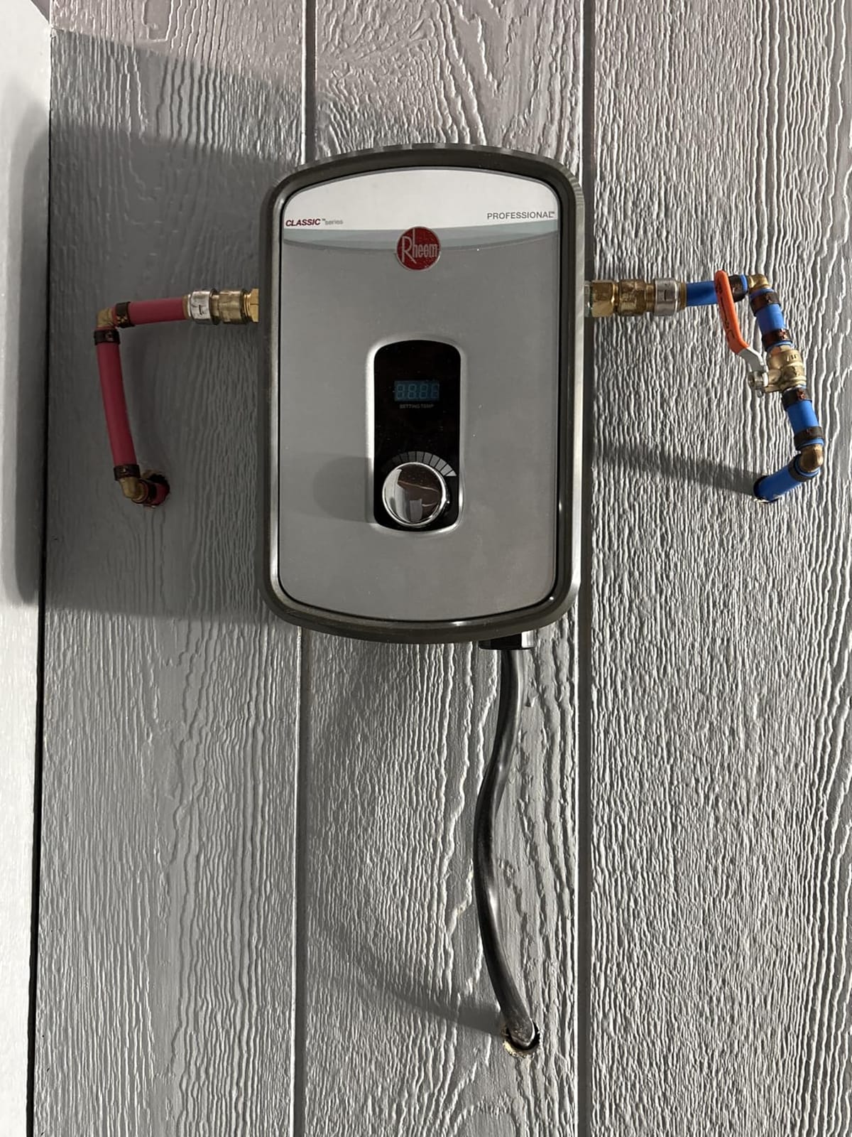 Rheem 240V Heating Chamber RTEX-13 Residential Tankless Water Heater, GRAY customer photo 1