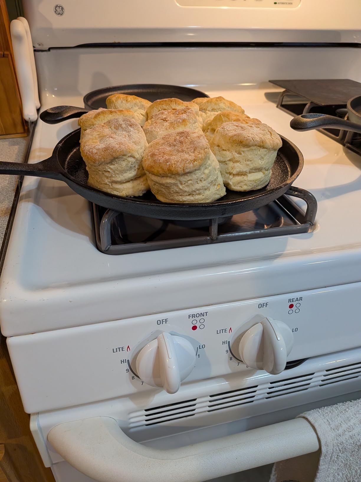 Commercial CHEF 3-Piece Cast Iron Griddle Set, Pre-Seasoned, CHCI81012 customer photo 1