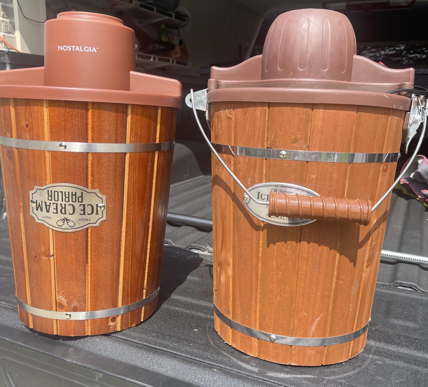 Nostalgia Electric Ice Cream Maker With 4 Qt Capacity- Old Fashioned Ice Cream Machine Makes Frozen Yogurt or Gelato in Minutes- Vintage Wooden Style Ice Cream Maker with Aluminum Canister- Light Wood customer photo 2