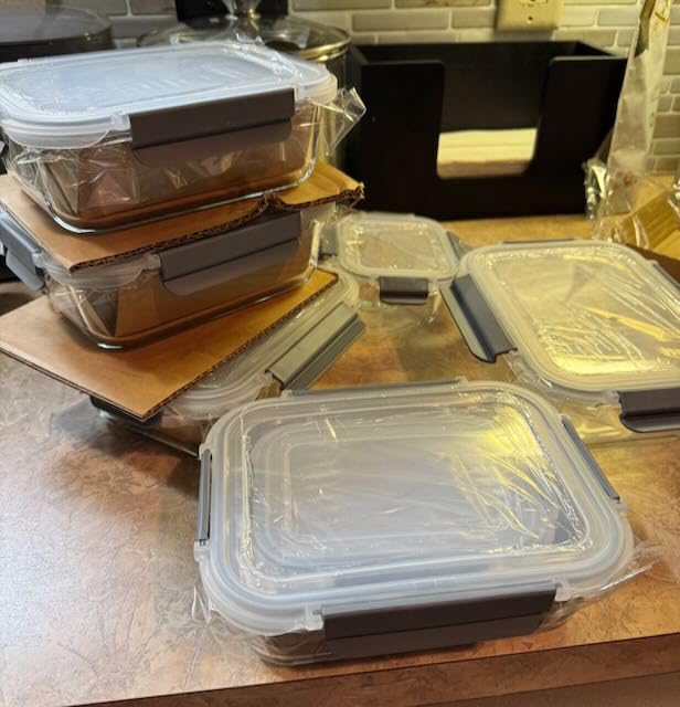 AILTEC Glass Food Storage Containers with Lids 9 Pack, 3 Shape Airtight Set customer photo 1