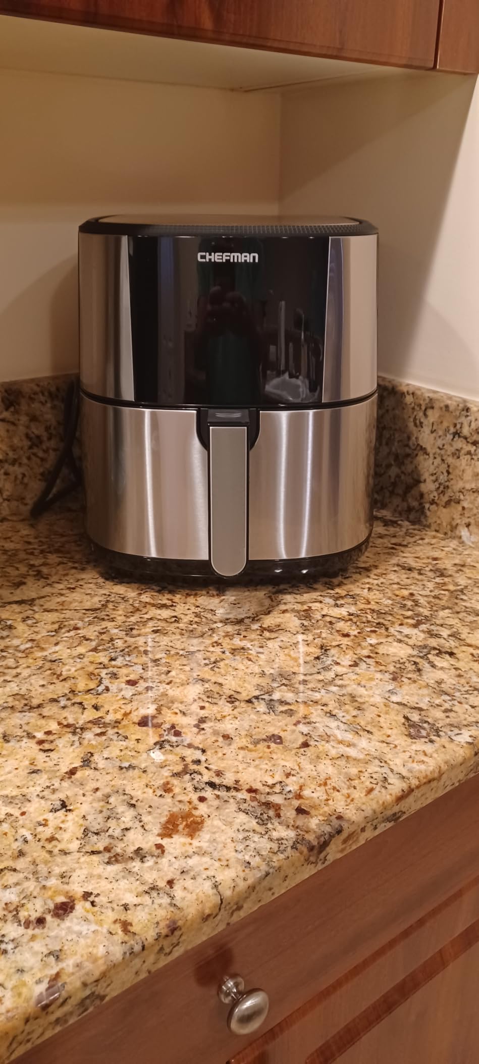 Chefman Air Fryer 8 Qt | TurboFry® 4-in-1 with 450°F Hi-Fry Option for Crispier Results | Bake, Dehydrate, Frozen | XL Nonstick Dishwasher-Safe Basket | Stainless Steel customer photo 2