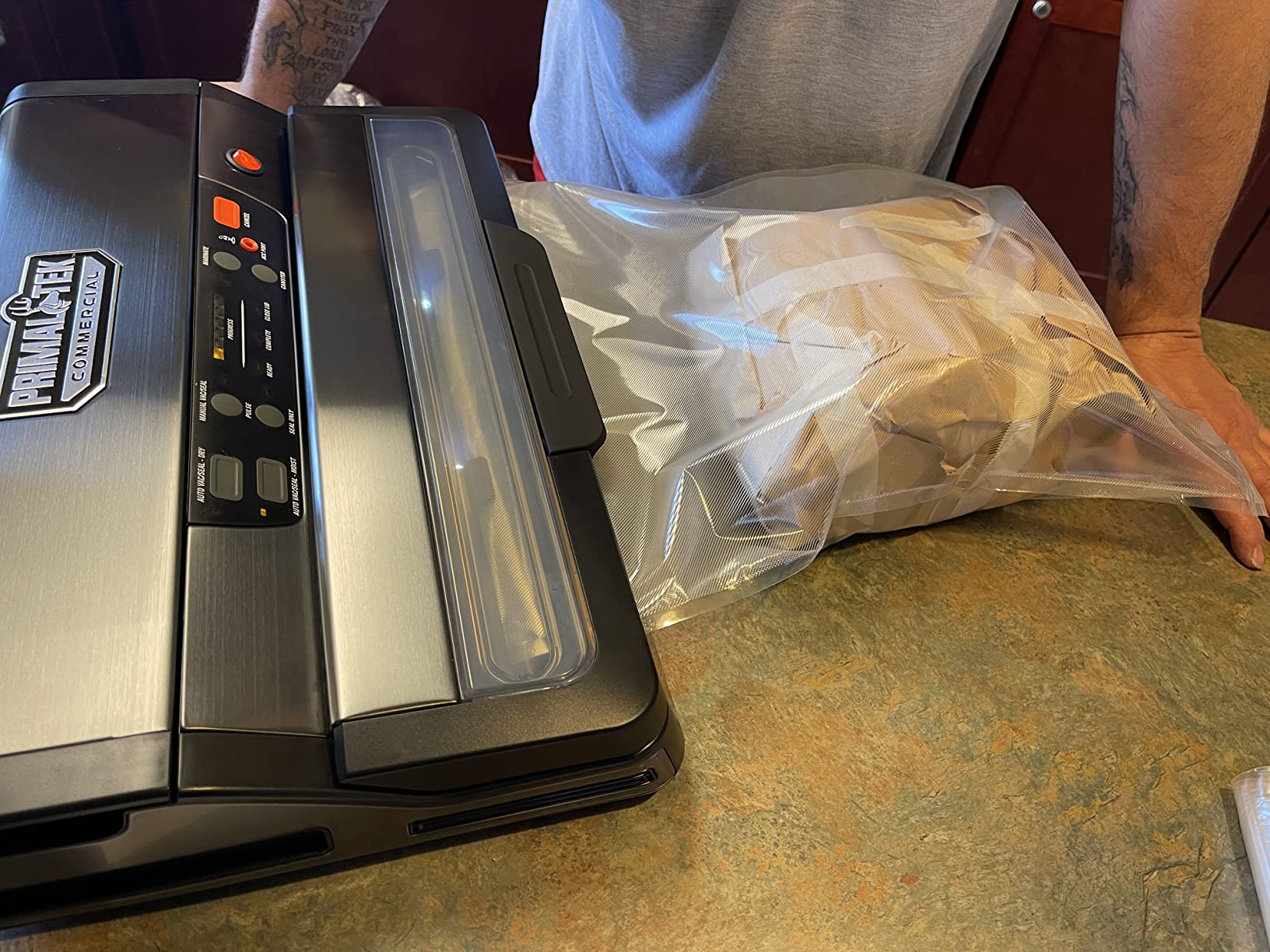 15” Commercial Grade Vacuum Sealer – User Friendly for Food Preservation, 28inHg (95KPa) Vacuum Pressure – Double Seal Bar, Auto Cooling System, Smart Heat Technology, Built-In Bag Storage customer photo 1