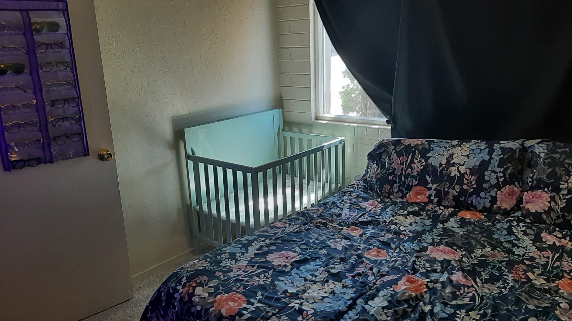 Dream On Me Bellport 4-in-1 Mini Crib for Small Spaces, Safari Green customer photo 2