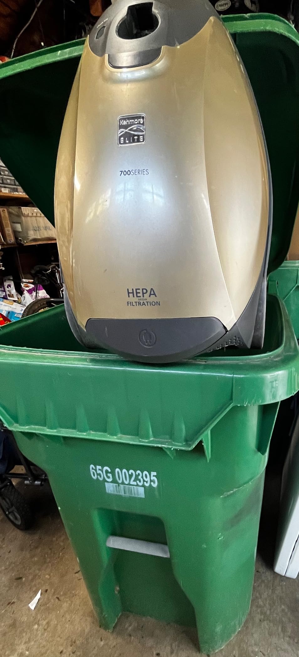 Kenmore Elite Ultra Plush 700 Series Bagged Canister Vacuum customer photo 1