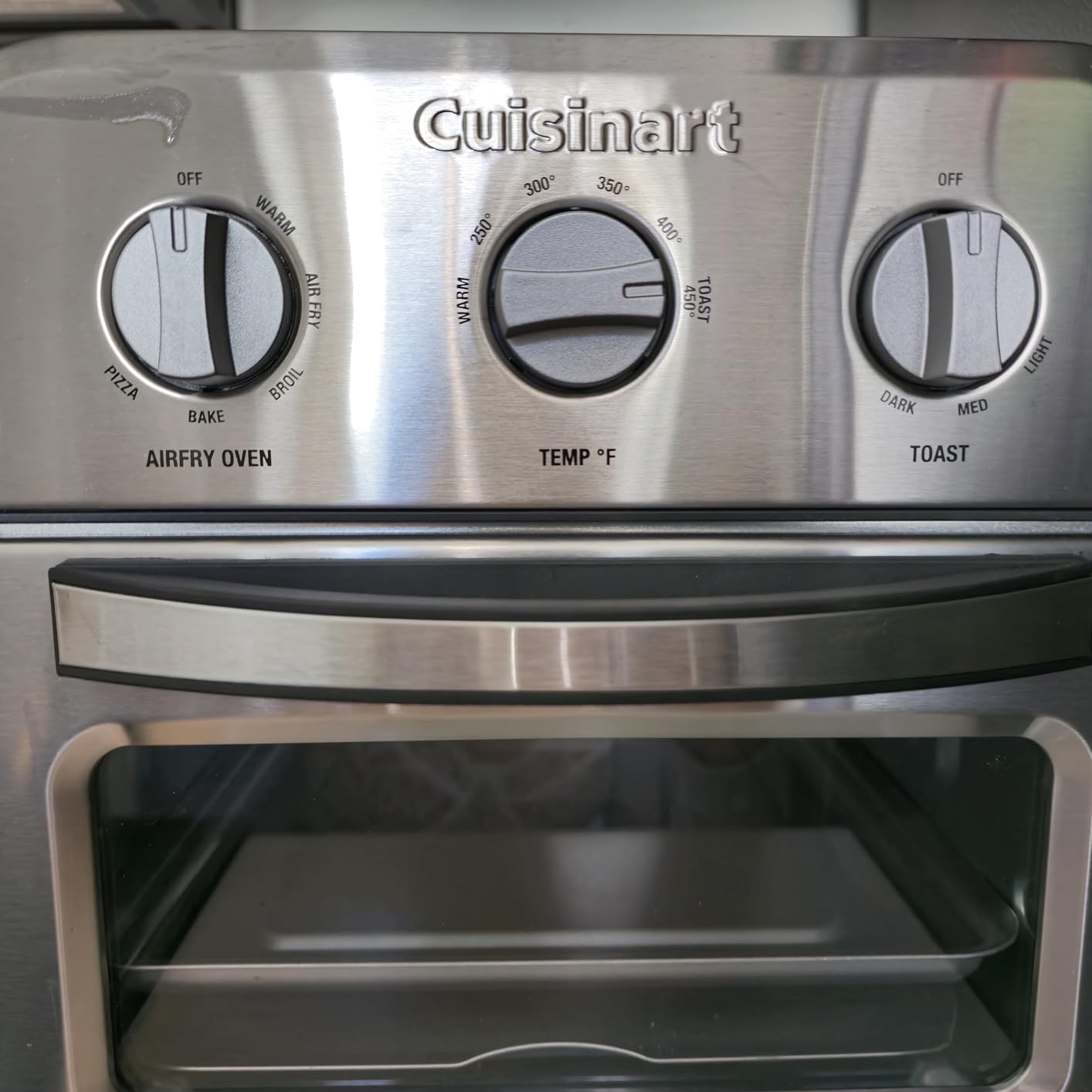 Cuisinart Compact Air Fryer Toaster Oven, Stainless Steel Fryer with 6-in-1 Functions, Adjustable Temperature, Includes Oven Rack, Baking Pan and Air Fry Basket, TOA-26 customer photo 1
