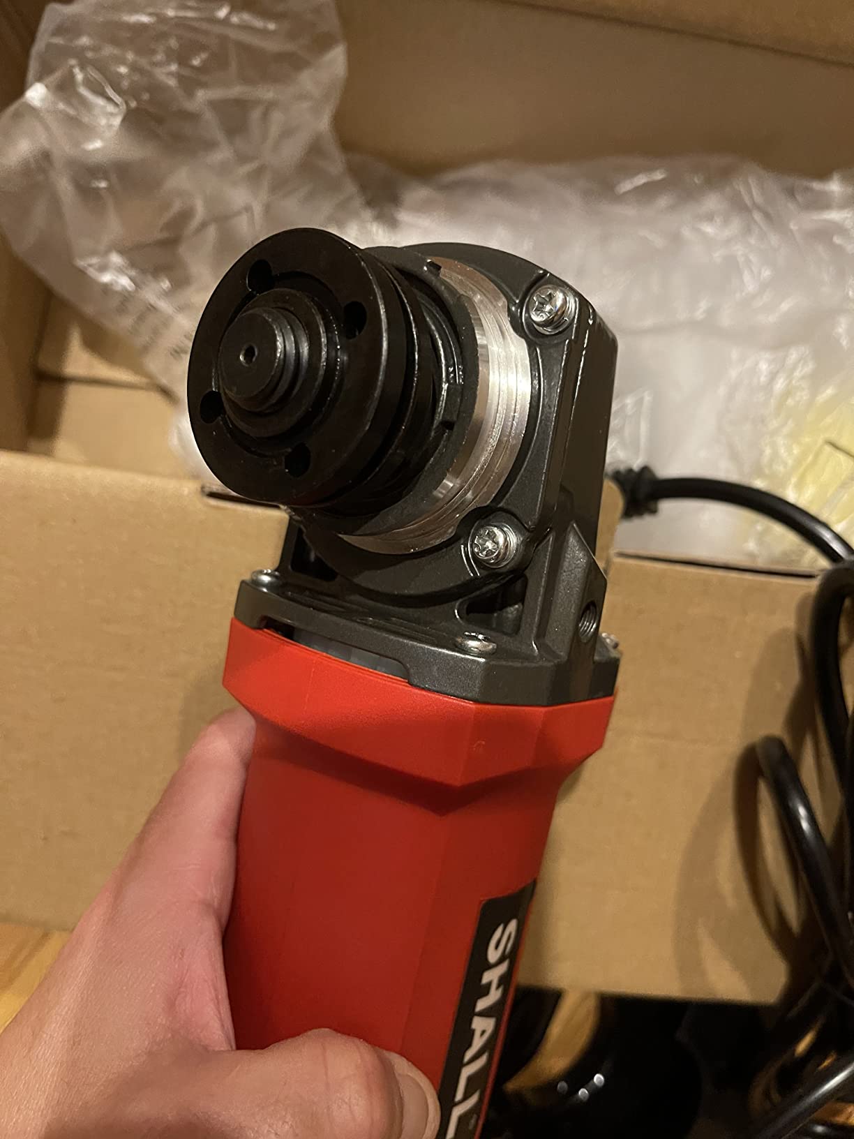7.5Amp 4-1/2 Inch 12000 RPM Angle Grinder with 2 Guards, 3 Cutting Wheels, 3 Discs, Non-Slip Handle and Carbon Brush for Metal and Wood customer photo 2