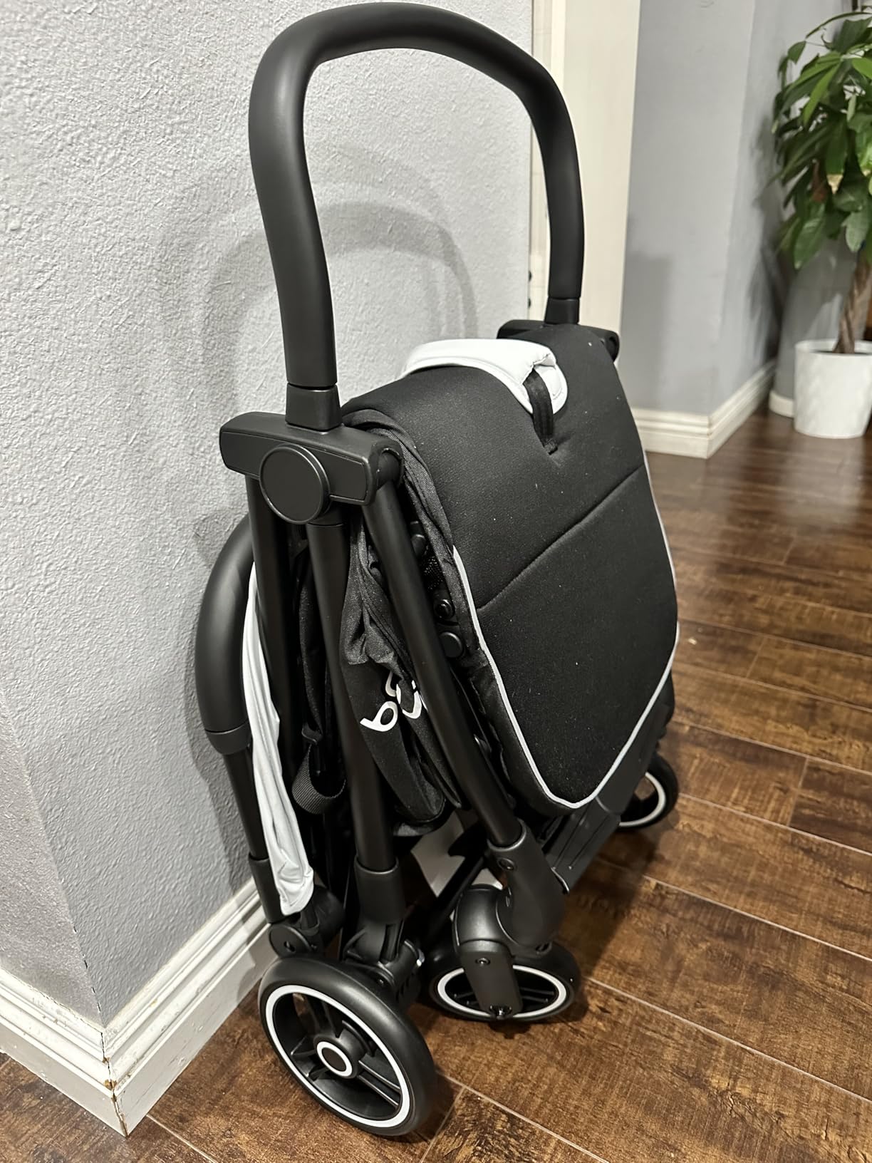 HONEY JOY Lightweight Baby Stroller, Compact Travel Stroller for Airplane, Fits Airplane Cabin & Overhead, One-Hand Gravity Fold, Self-Standing Toddler Stroller w/Adjustable Backrest/Canopy(Black) customer photo 1