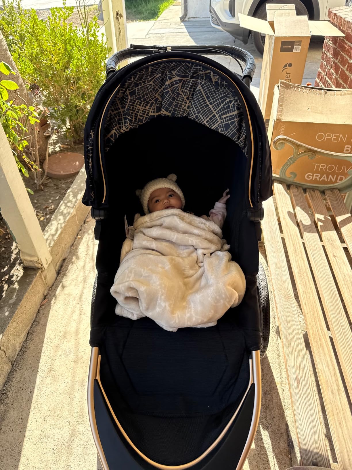 Baby Jogger® Summit X3 3-Wheel Jogging Stroller with Hand Brake One-Hand Compact Fold & All-Wheel Suspension, City Royalty customer photo 2