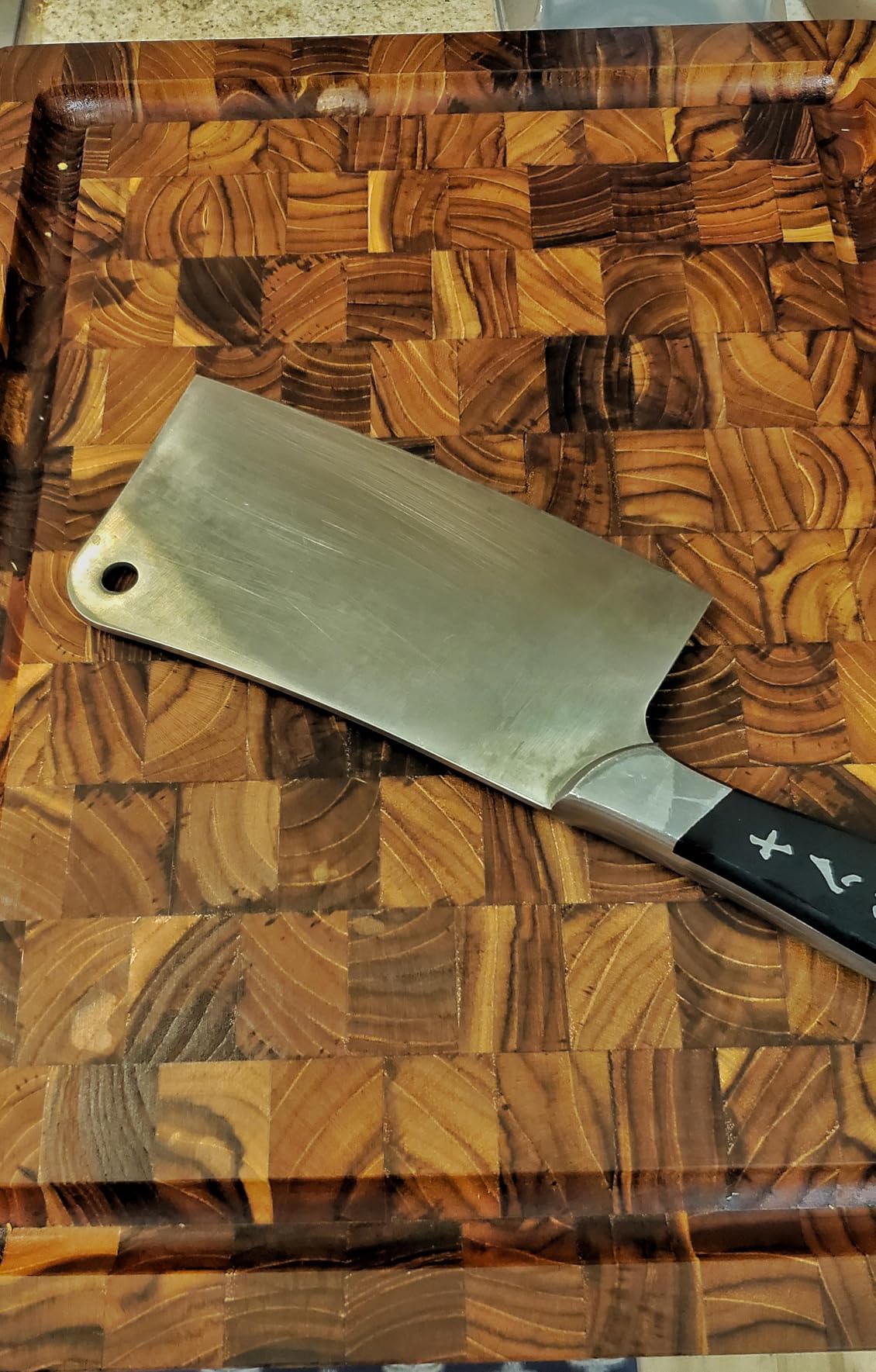 Yes4All Durable Teak Cutting Boards for Kitchen, [17''L x 13''W x 1.5” Thick] Medium End Grain Cutting Board, Pre Oiled Wood Cutting Boards, Thick Chopping Board w/Juice Grooves and Easy Grip Handle customer photo 1