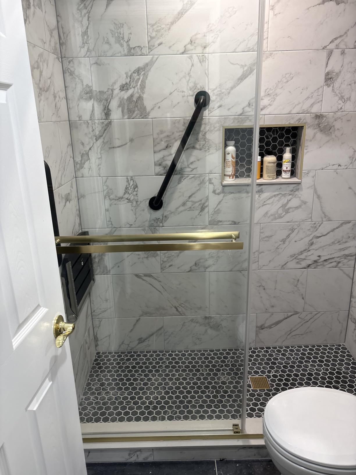 FANHAO 2 Pack Shower Grab Bar, 16 Inch Stainless Steel Bathroom Grab Bar with Anti-Slip Knurled Grip, Shower Handle Bath Handle, Safety Bars for Shower Chair Bench, Senior, Elderly, Handicap customer photo 2