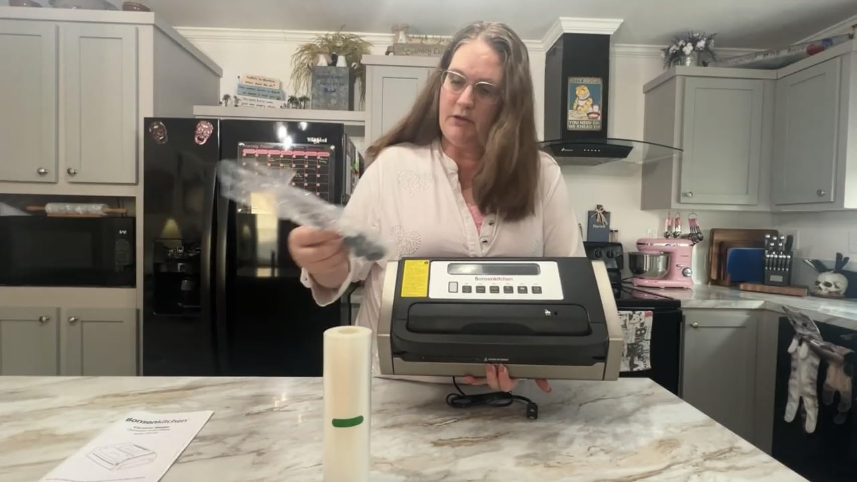 Bonsenkitchen Vacuum Sealer with Easy Handle Design,1 Bag Roll & 10 Bags customer photo 2
