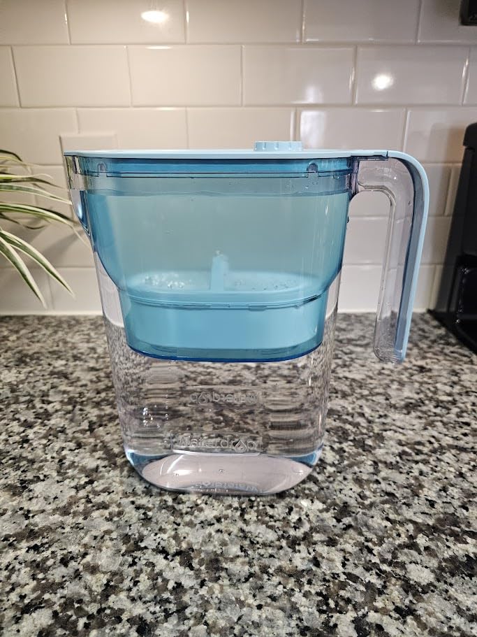 Waterdrop PT-05B-L Water Filter Pitcher, 7-Cup, NSF Certified, Blue customer photo 1