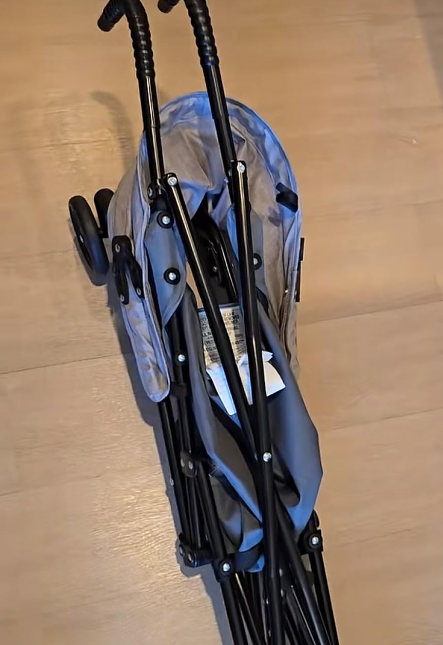Dream On Me Aero Travel Umbrella Stroller, 1-Hand Fold, Lightweight, Black customer photo 2