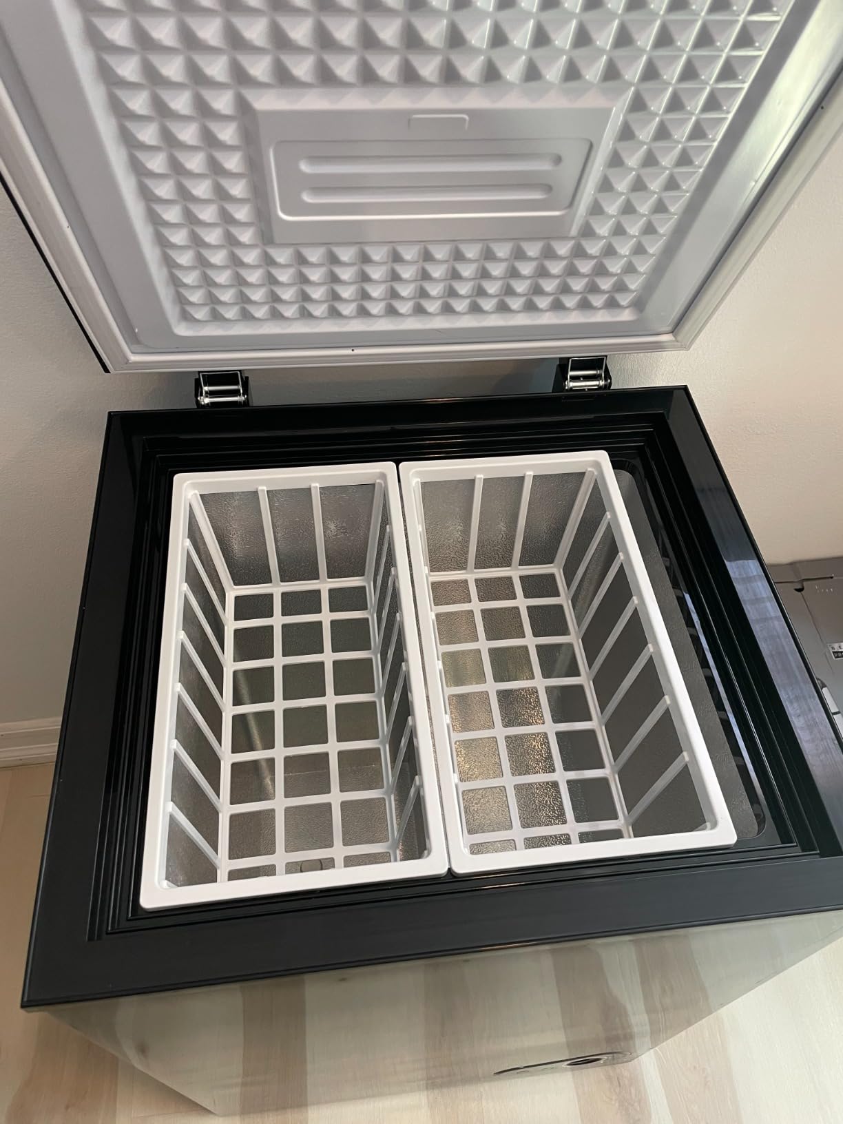 7.0 Cu Ft Chest Freezer - Energy Saving Quiet Top Open Door Mini Freezer Adjustable 6 Thermostat - Compact Small Deep Freezer w/Removable Basket and Defrost Water Drain for Home/Apartment/Garage customer photo 2
