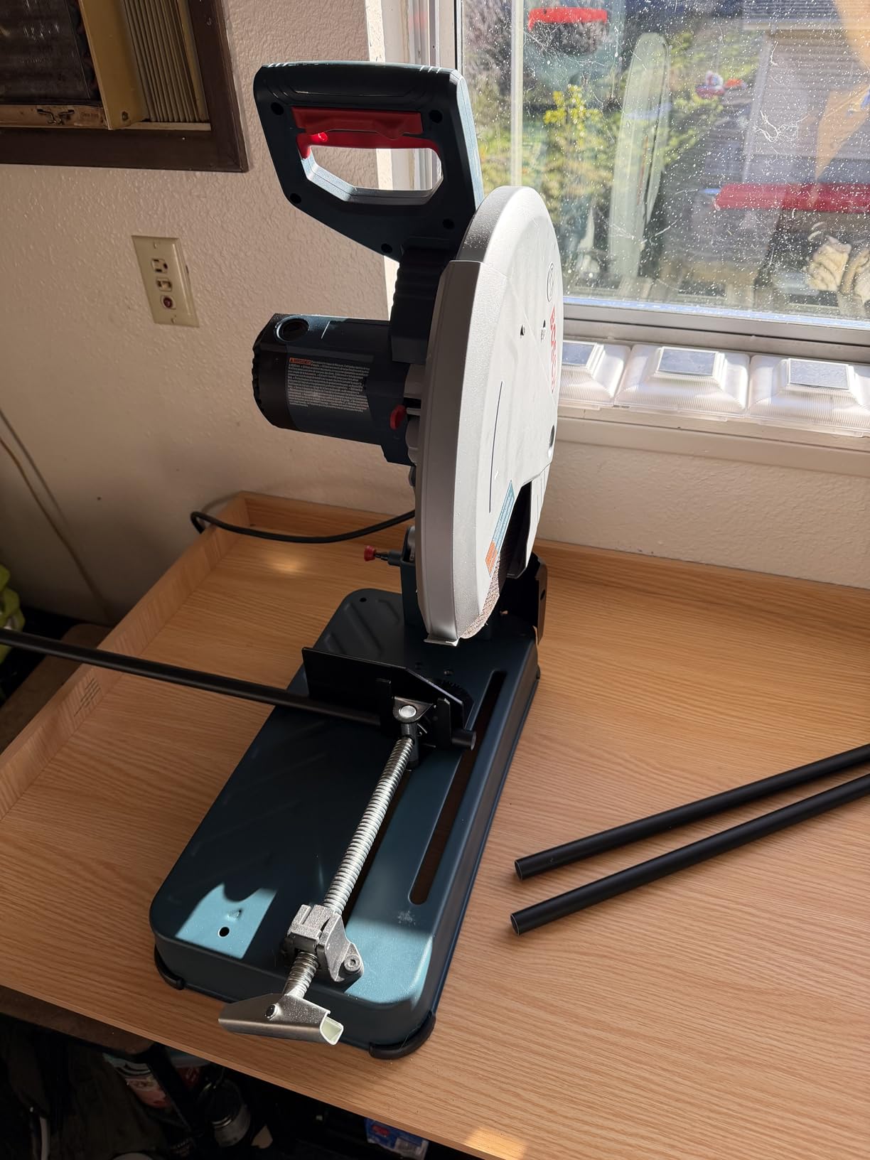 BOSCH GCO15-14 14 In. Abrasive Cut-Off Machine: Powerful 15 Amp Motor, Large Cutting Capacity, and Adjustable Fence for Quick and Accurate Cuts customer photo 1