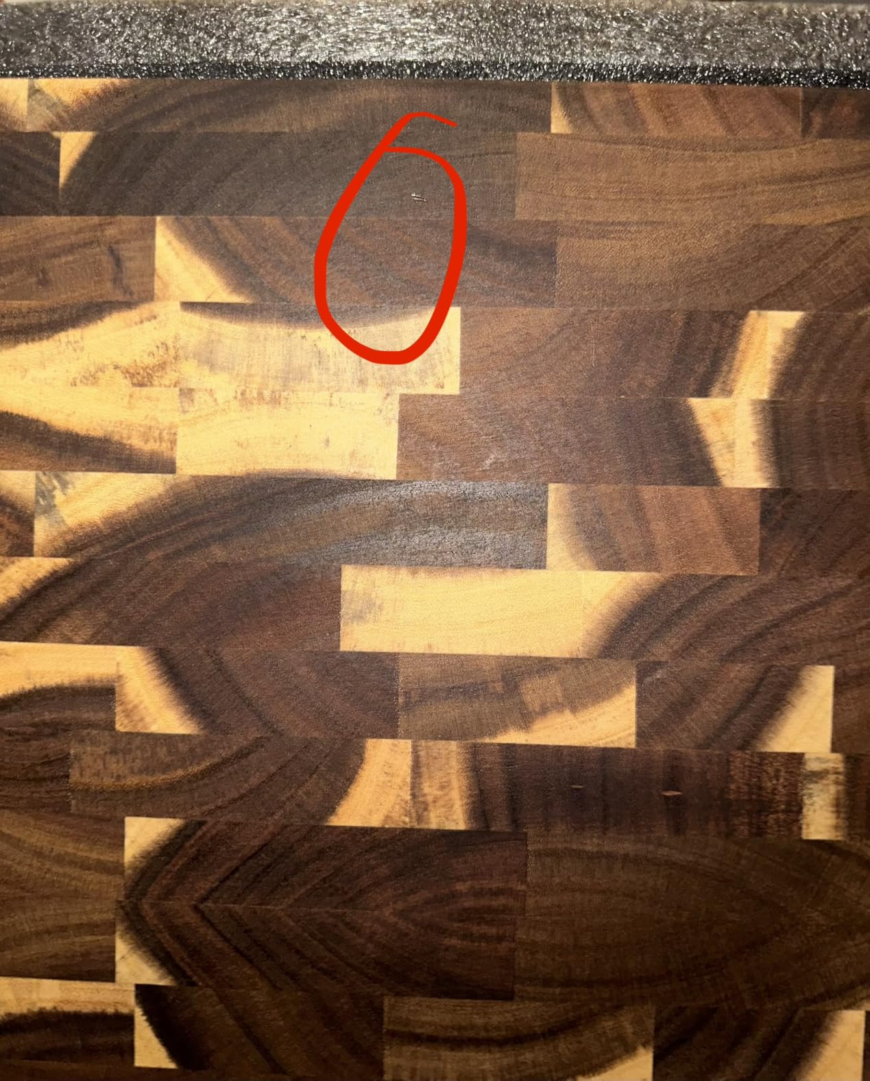 AZRHOM Acacia End Grain Wood Cutting Board 20x15x2 In Thick Butcher Block customer photo 1