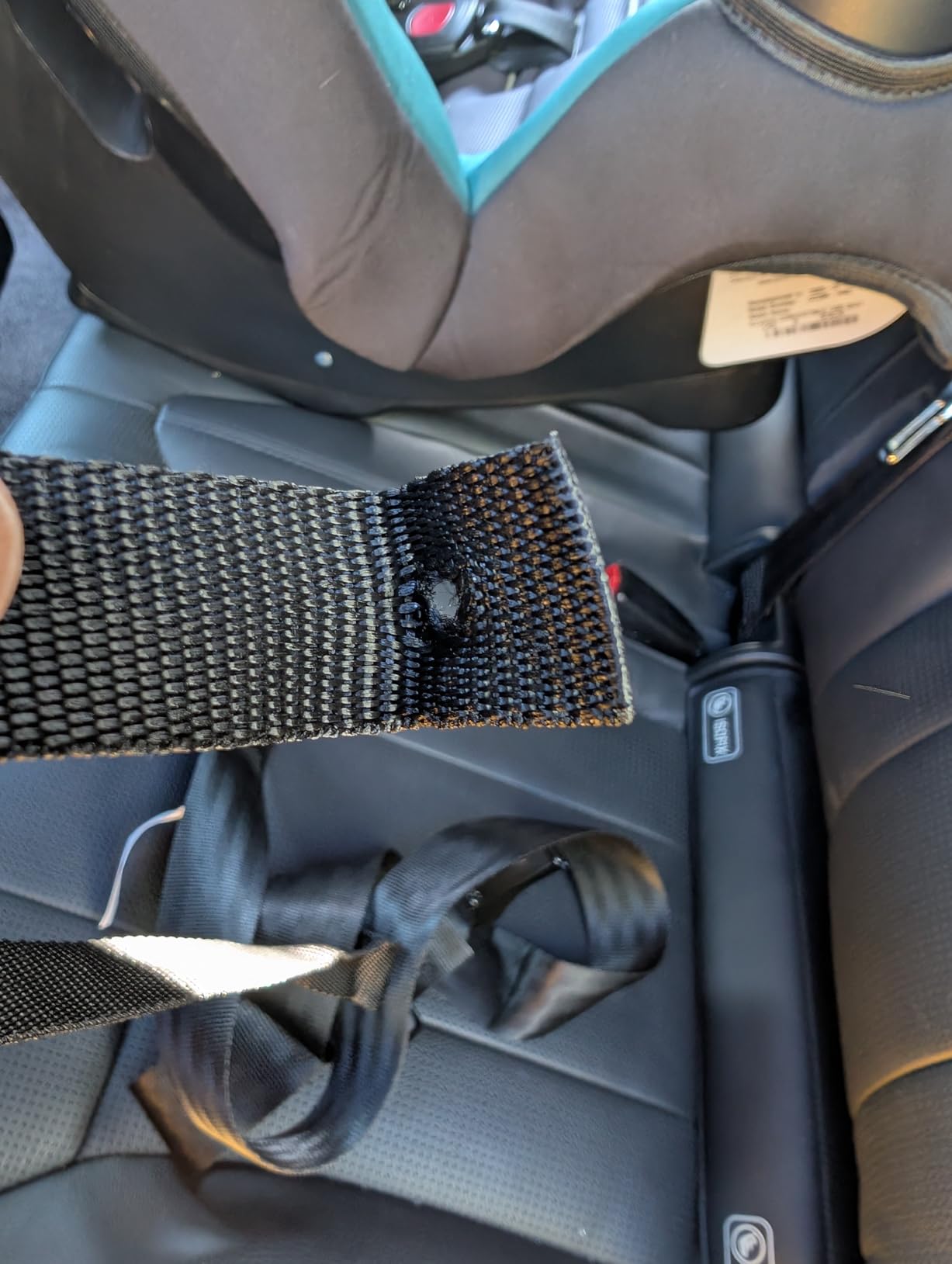Safety 1st Ellaris 3-in-1 Convertible Car Seat, Slim Fit Design, Rear & Forward-Facing, 5-Position Headrest, Travel-Friendly with Machine-Washable Seat Pad, London Blue customer photo 1