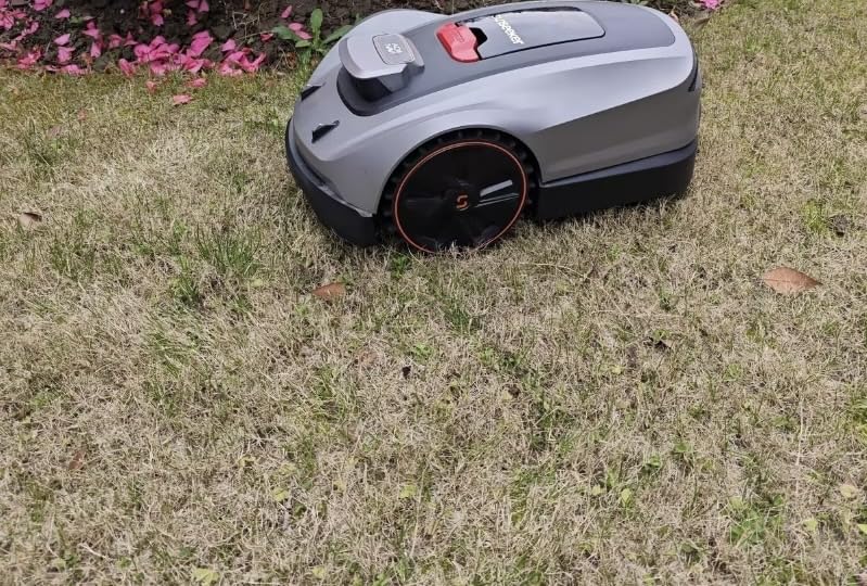 Sunseeker X3 Plus Robot Lawn Mower, RTK, Vision AI, 0.3 Acre, Wire-Free customer photo 1
