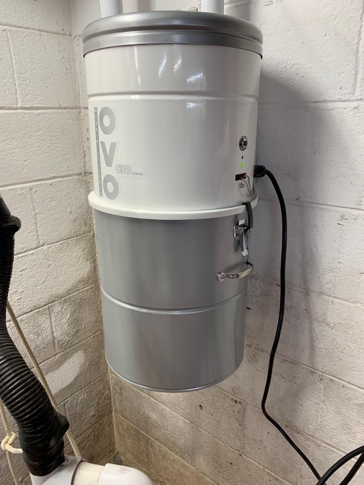 OVO Large and Powerful Central Vacuum System, 630 Airwatts Hybrid Filtration (with or Without Disposable Bags), Covers up to 7500 sq.ft, 6,6 Gal / 25L Bottom Load Rolled Steel Canister customer photo 2