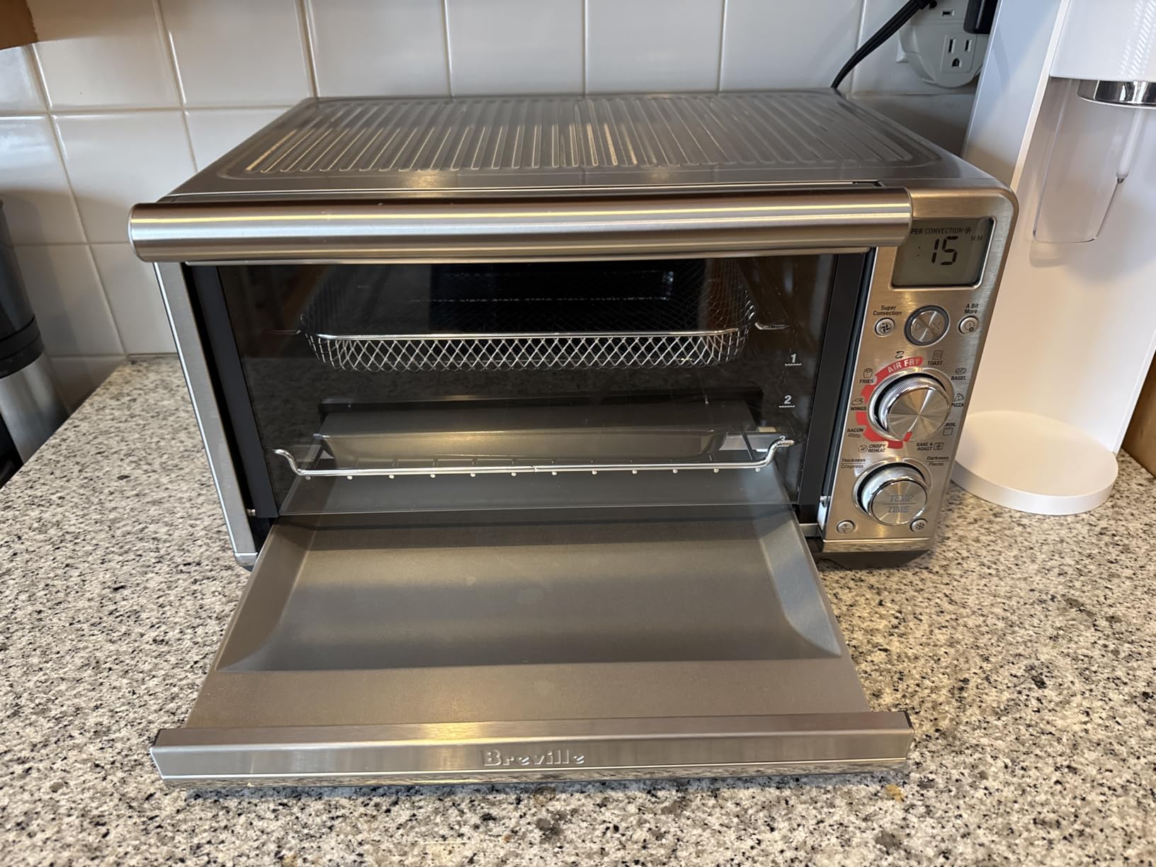 Breville BOV680BSS Smart Oven Air Fryer Compact, Brushed Stainless Steel customer photo 1
