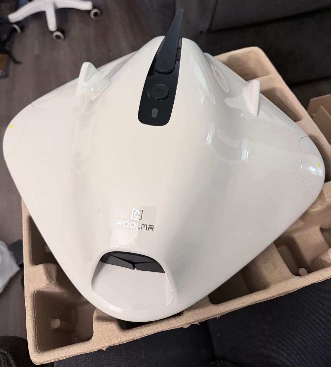 PoolMr Cordless Robot Pool Vacuum for Above Ground Pool,Grayish White customer photo 2