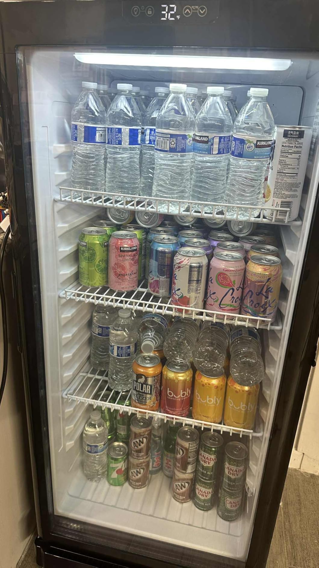 7 Cu.Ft Commercial Beverage Refrigerator with Glass Door customer photo 1