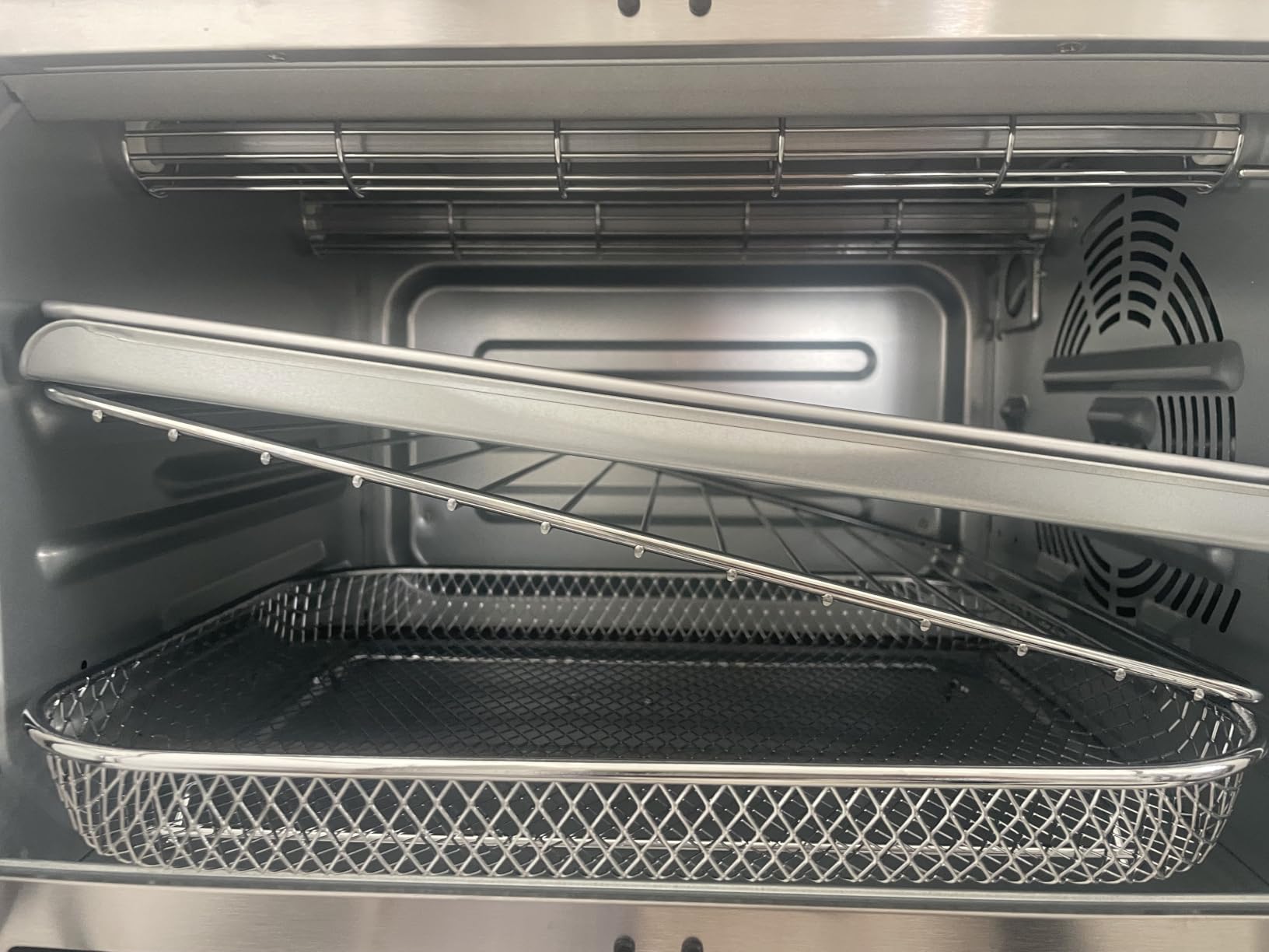 Midea Flexify Slim 8-in-1 French Door Toaster Oven Air Fryer Combo, 25QT customer photo 2