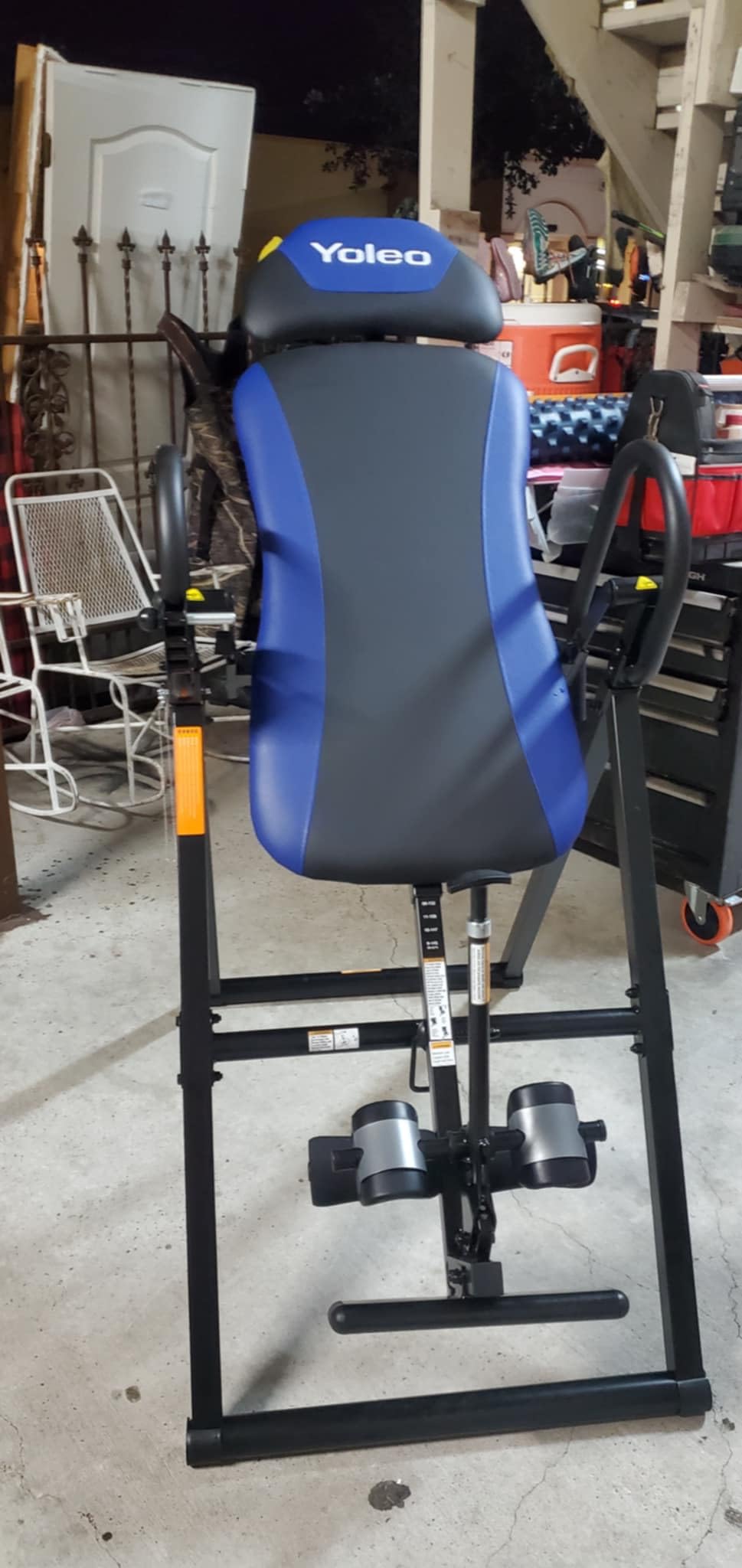 YOLEO Inversion Table for Back Pain w/Removable Lumbar Pad ITX320 customer photo 2