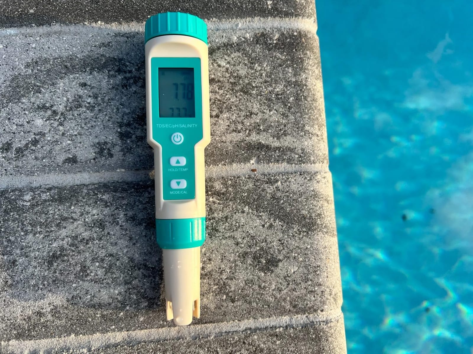 Pool Salt Tester - Multifunctional 5 in 1 Salinity, PH, TDS, EC, and Temperature Meter, Pool Salinity Testing Kit, Digital Salinity Tester for Swimming Pool,Saltwater, Sea Water, Aquarium customer photo 1
