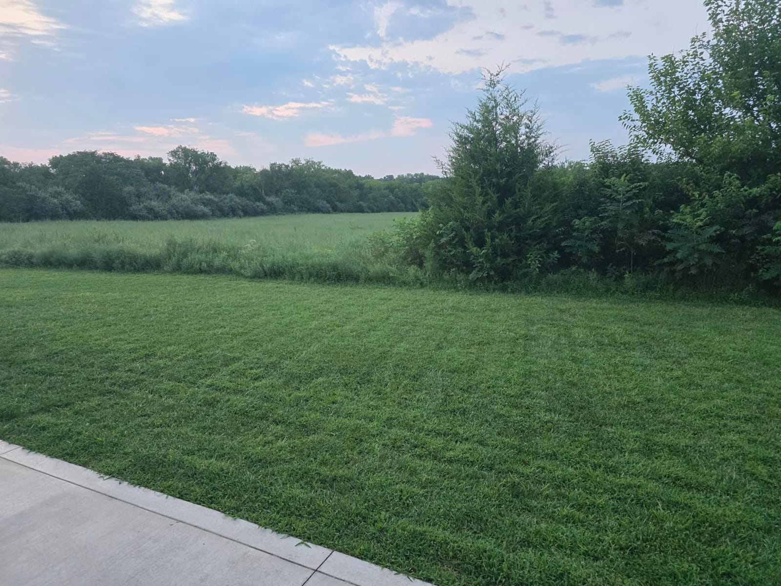 Mammotion LUBA 3 AWD 3000 Robot Lawn Mower for 0.75 Acre, 360° LiDAR+NetRTK+AI Vision Tri-Fusion Positioning, All-Wheel-Drive for 80% Slopes, 30 Multi-Zone Management, Cutting Height 1.0