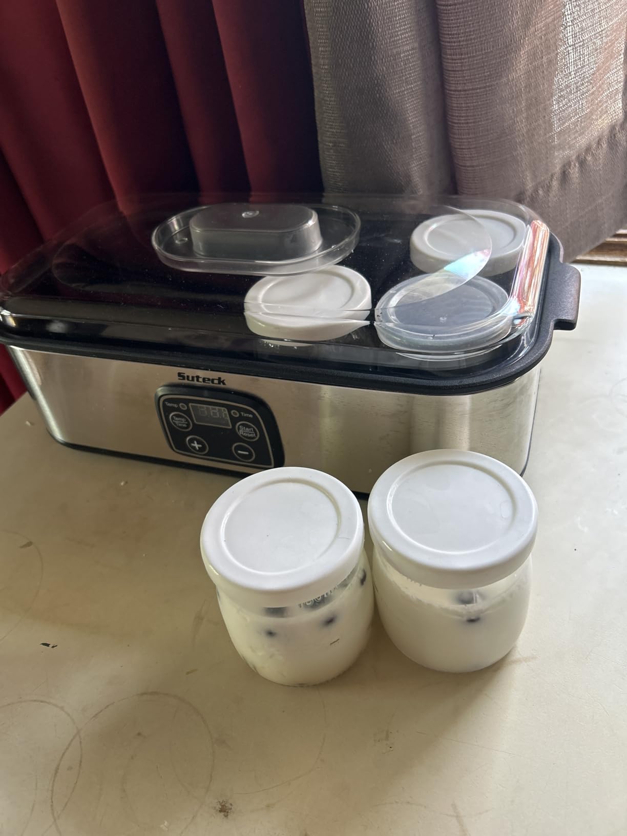 Suteck Yogurt Maker for Probiotic Greek Yogurt with Timer & Temp Control customer photo 2